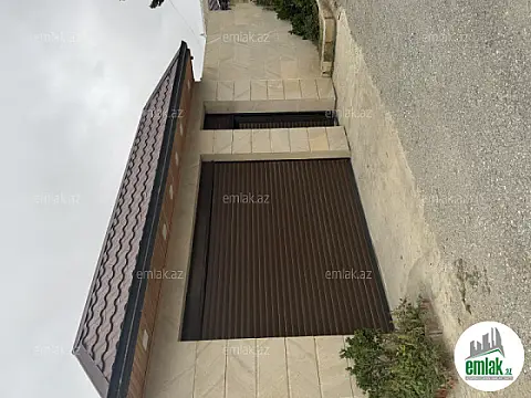 Satılır 7 otaqlı mənzil 220 m²