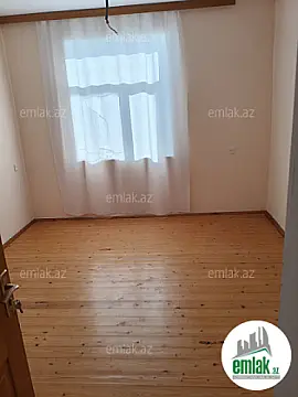 Satılır 4 otaqlı həyət evi 165 m²