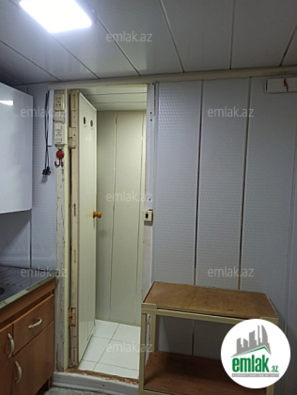 Satılır 1 otaqlı köhnə tikili 20 m²