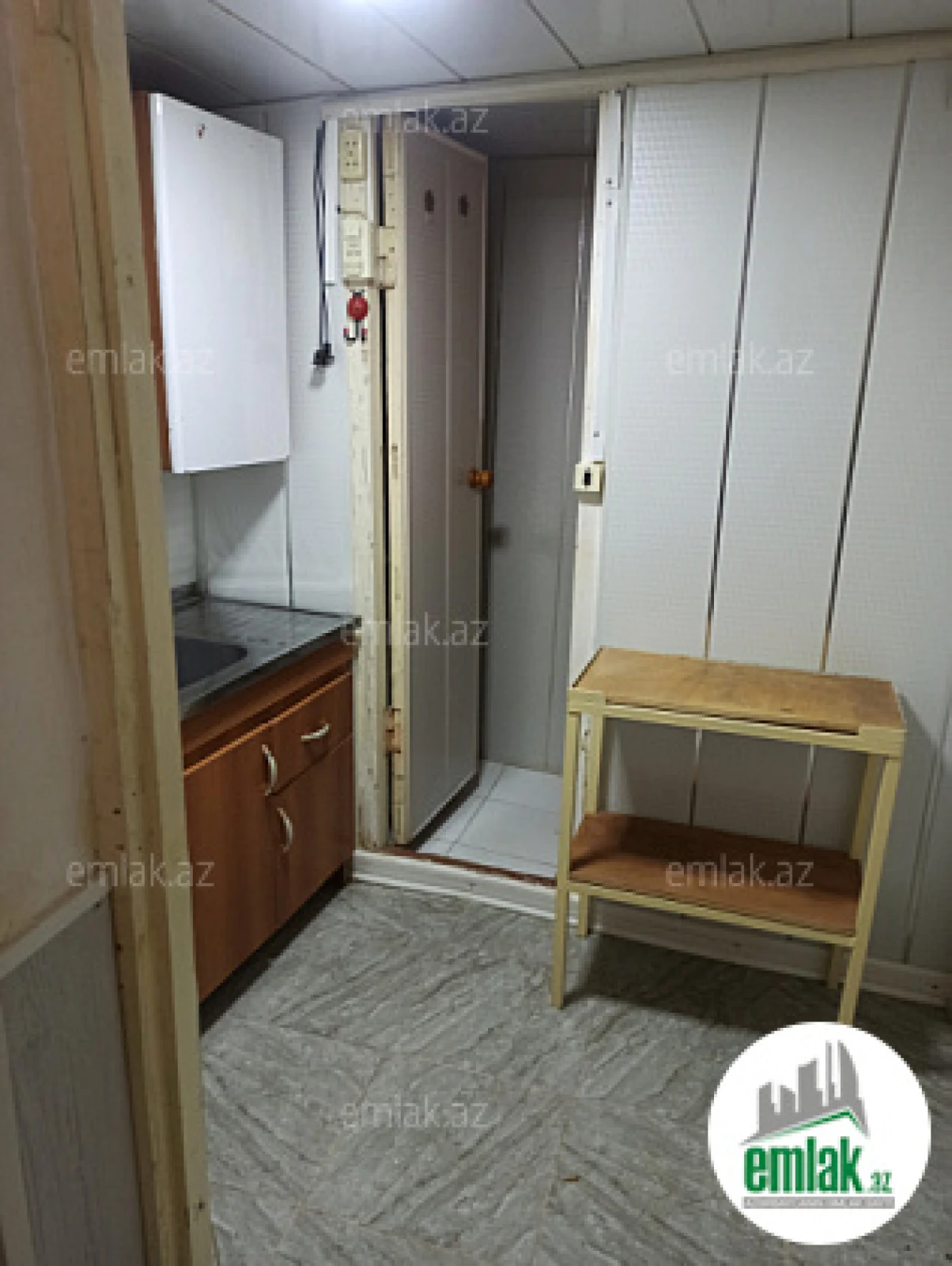 Satılır 1 otaqlı köhnə tikili 20 m²