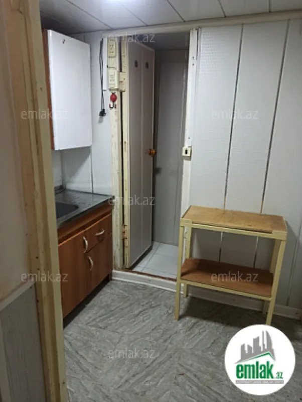 Satılır 1 otaqlı köhnə tikili 20 m²