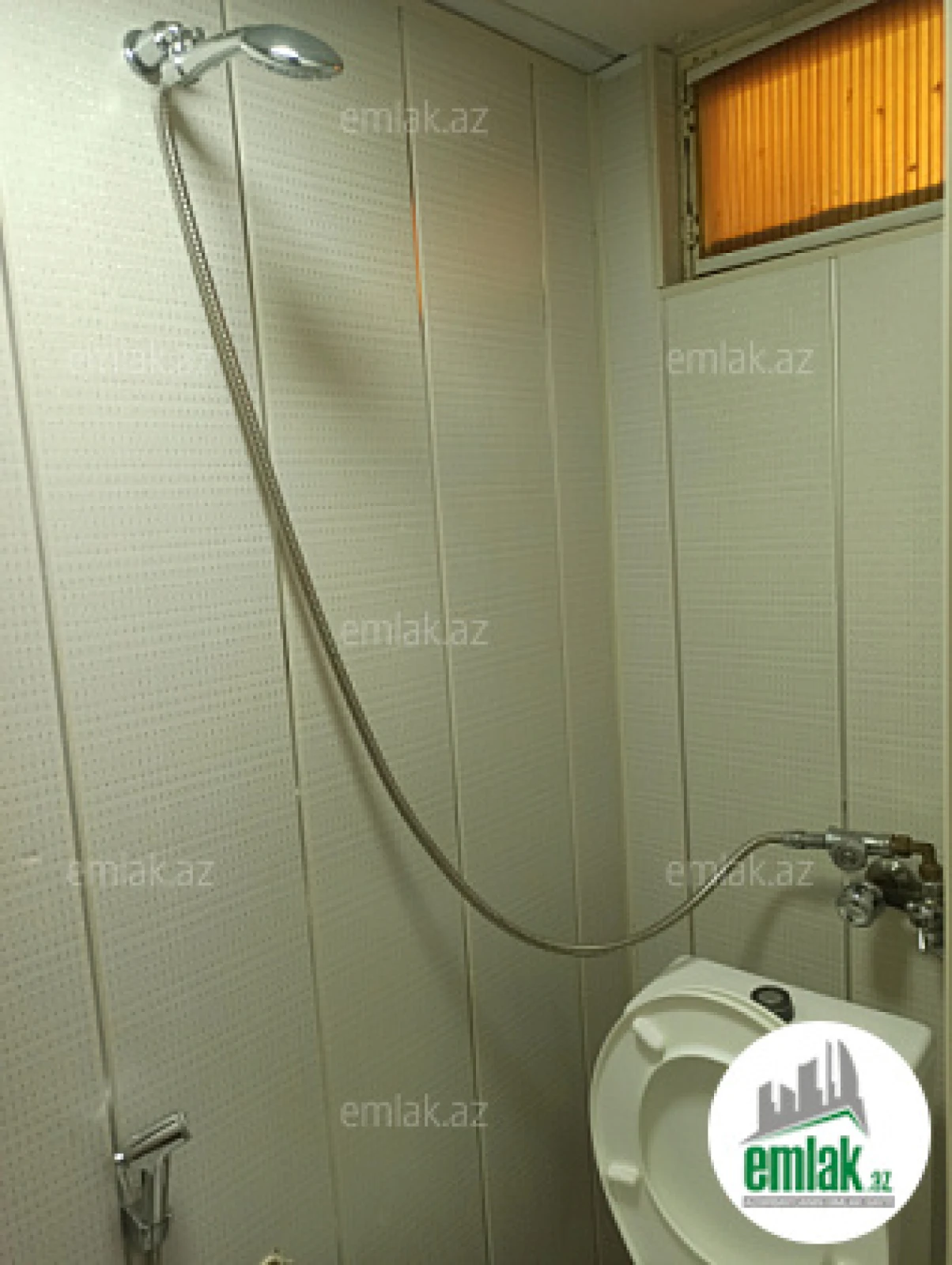 Satılır 1 otaqlı köhnə tikili 20 m²