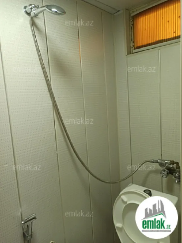 Satılır 1 otaqlı köhnə tikili 20 m²