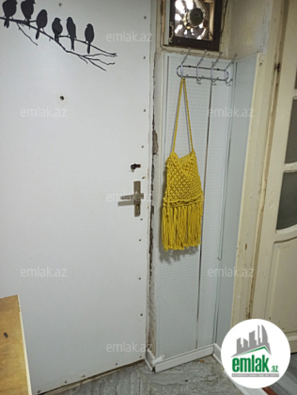 Satılır 1 otaqlı köhnə tikili 20 m²