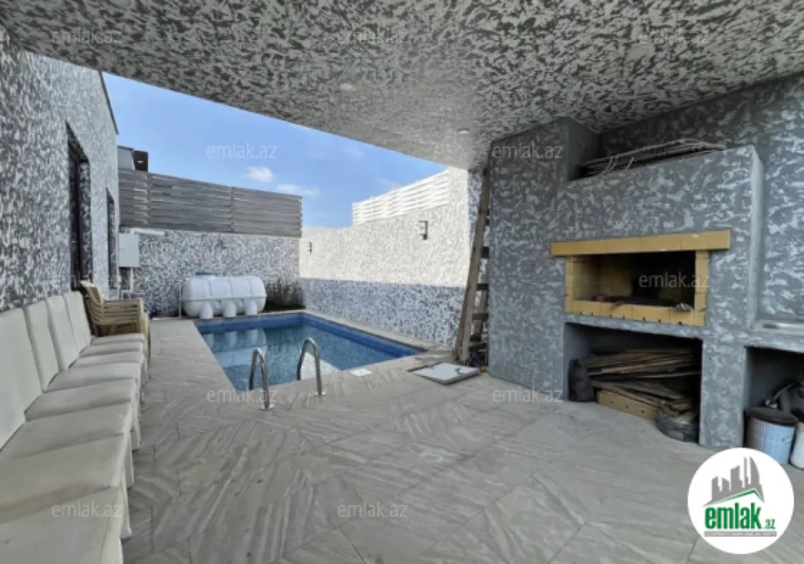 Satılır 4 otaqlı mənzil 140 m²