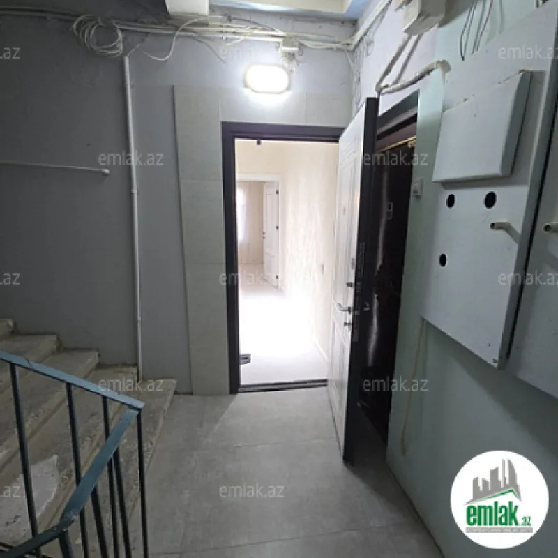 Satılır 2 otaqlı köhnə tikili 33 m²