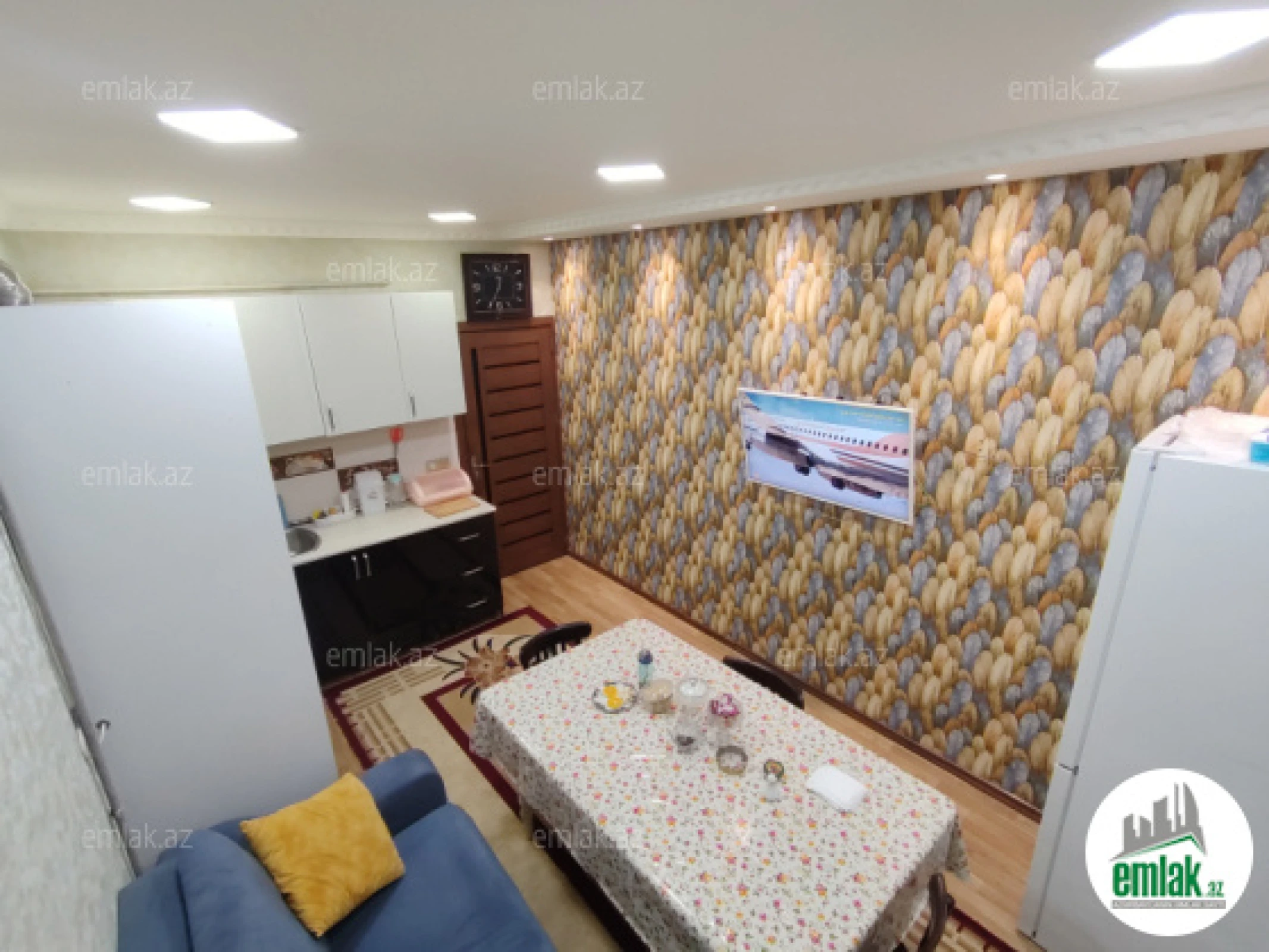 Satılır 3 otaqlı köhnə tikili 60 m²