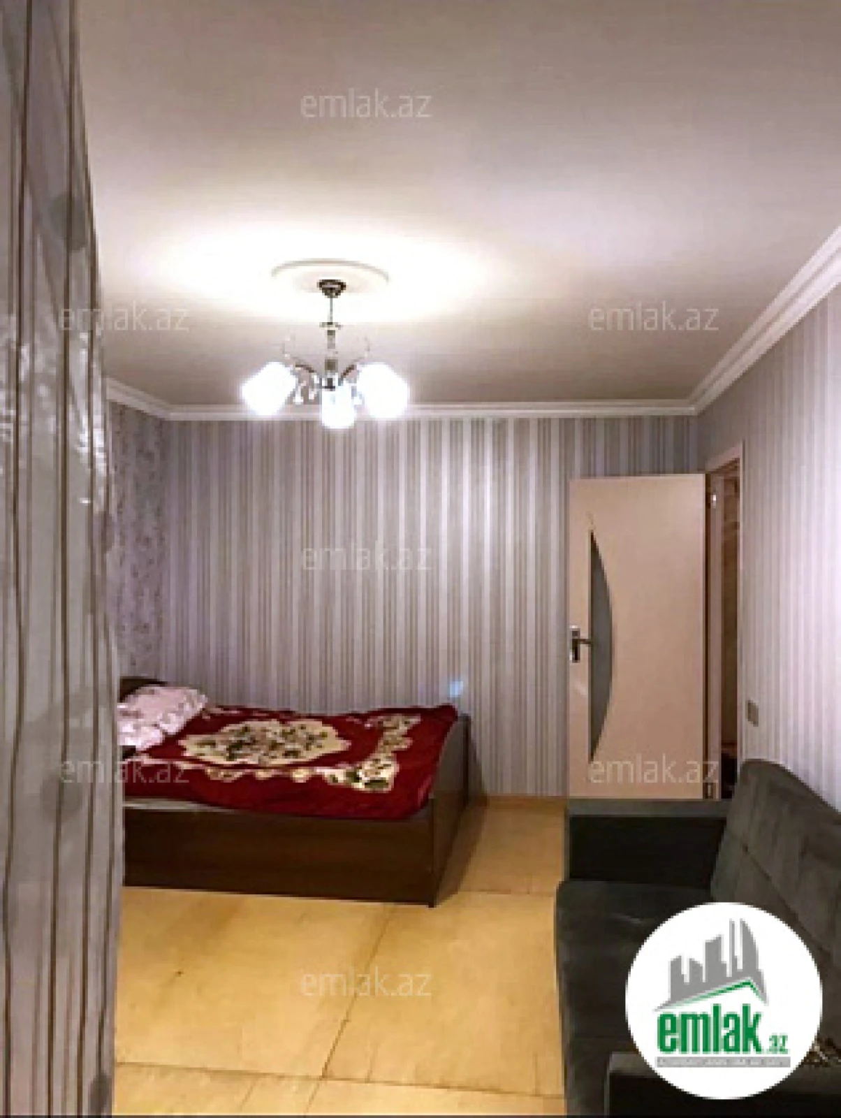 Satılır 3 otaqlı yeni tikili 40 m²