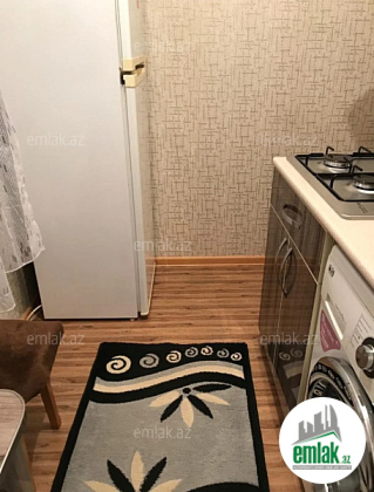 Satılır 3 otaqlı yeni tikili 40 m²