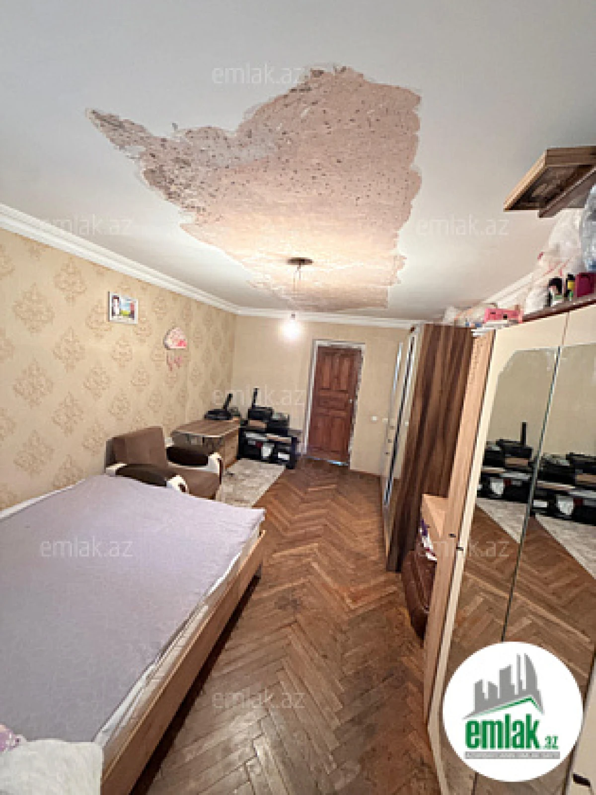 Satılır 3 otaqlı köhnə tikili 75 m²