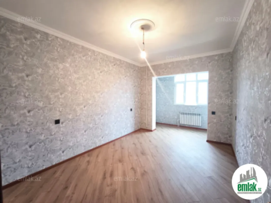 Satılır 3 otaqlı köhnə tikili 90 m²
