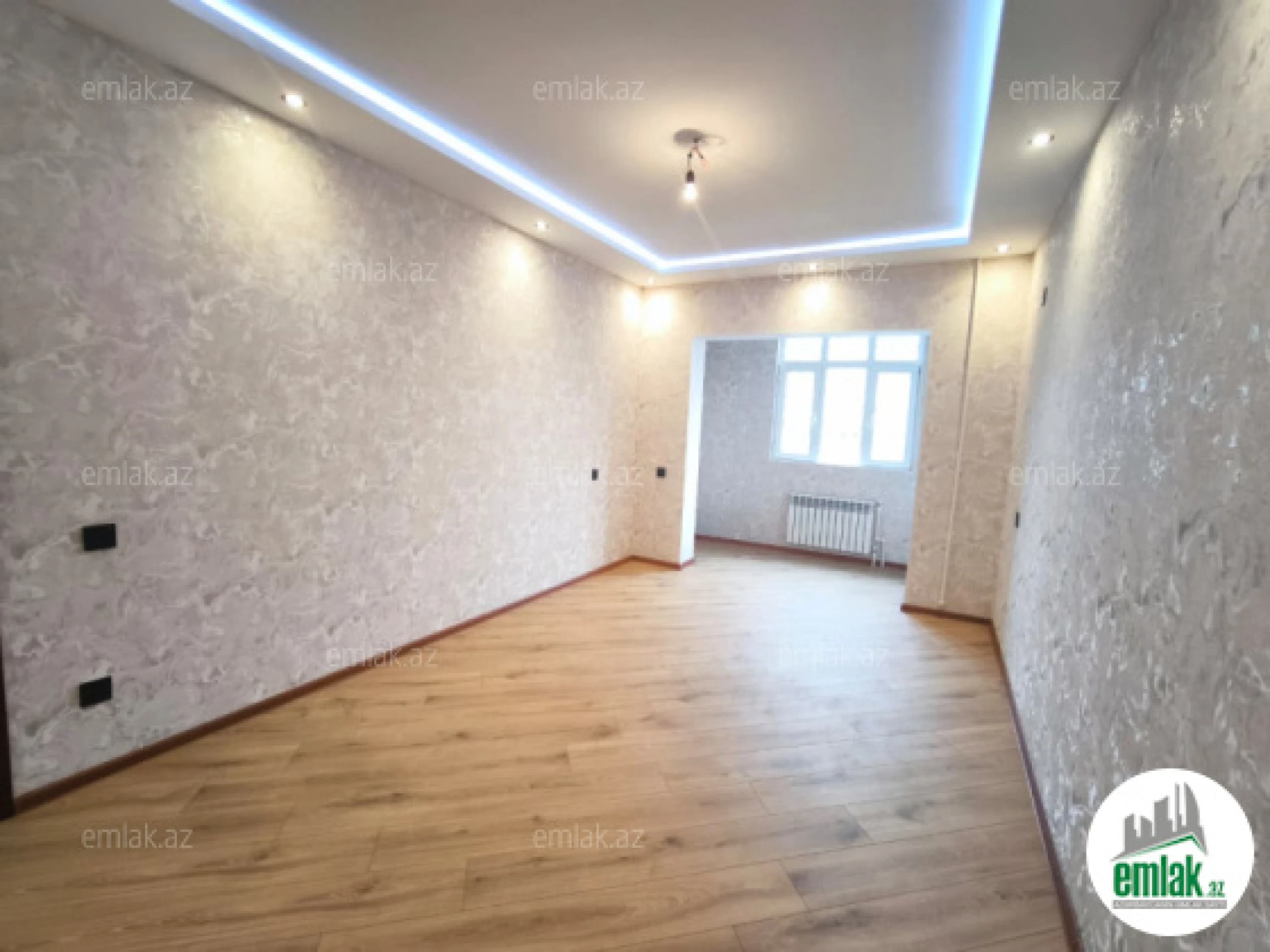 Satılır 3 otaqlı köhnə tikili 90 m²