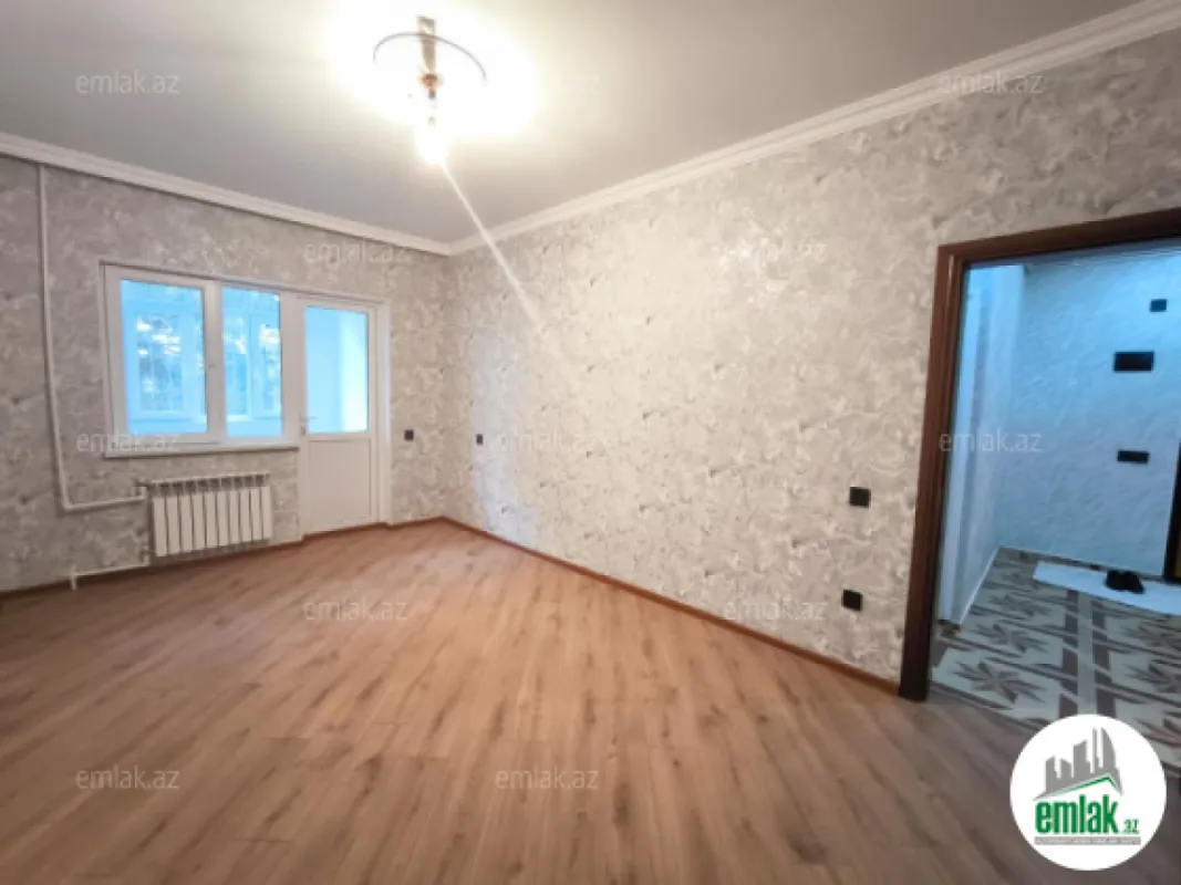 Satılır 3 otaqlı köhnə tikili 90 m²