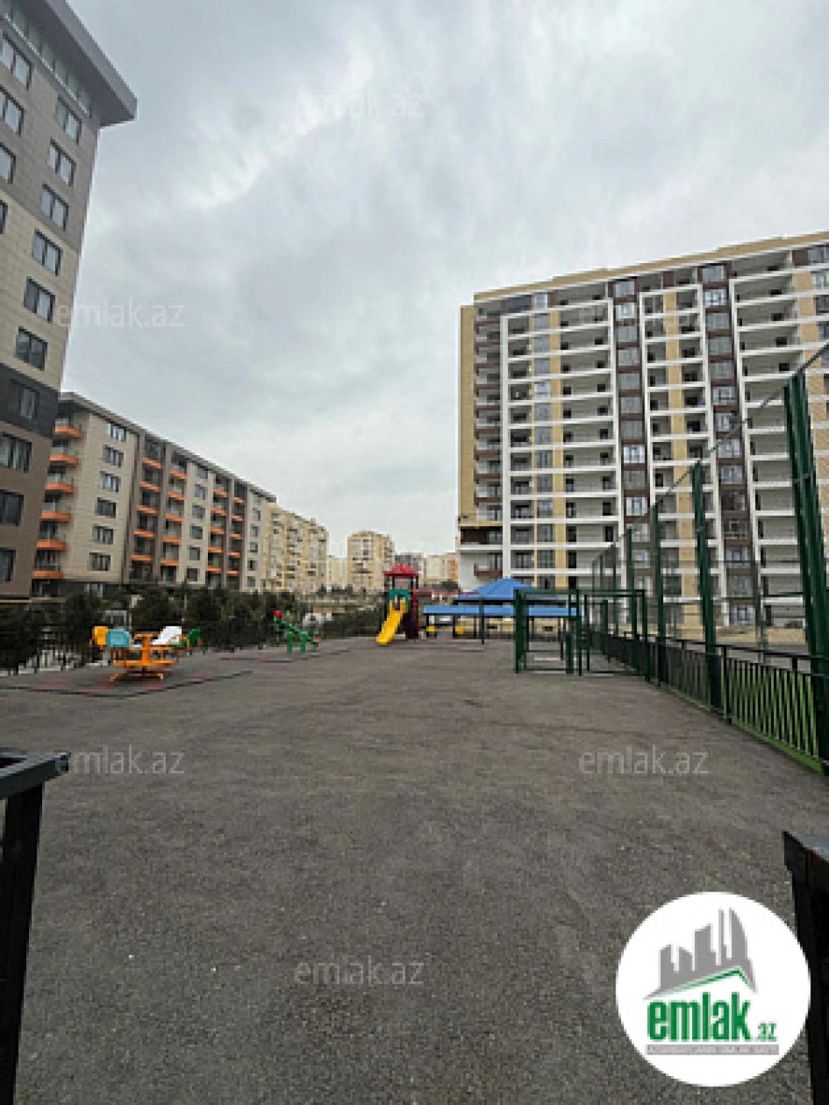 Satılır 2 otaqlı yeni tikili 75 m²