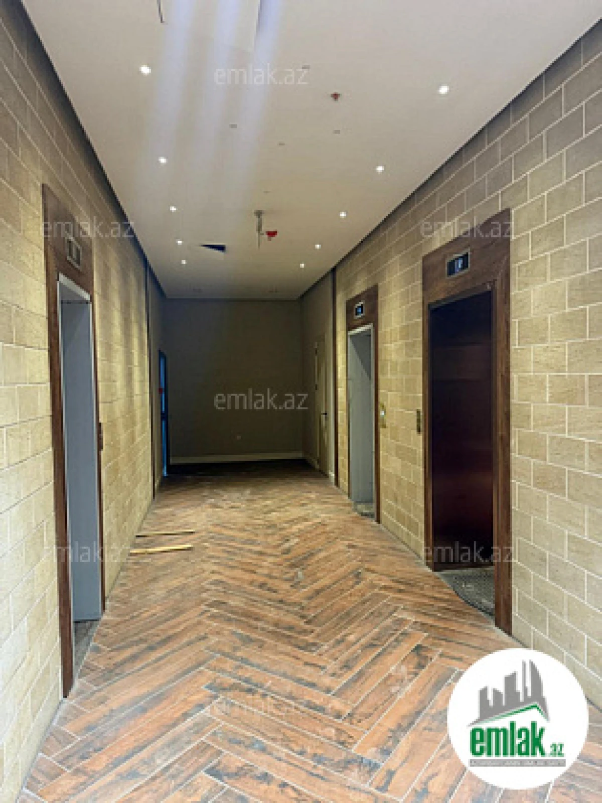 Satılır 2 otaqlı yeni tikili 65 m²