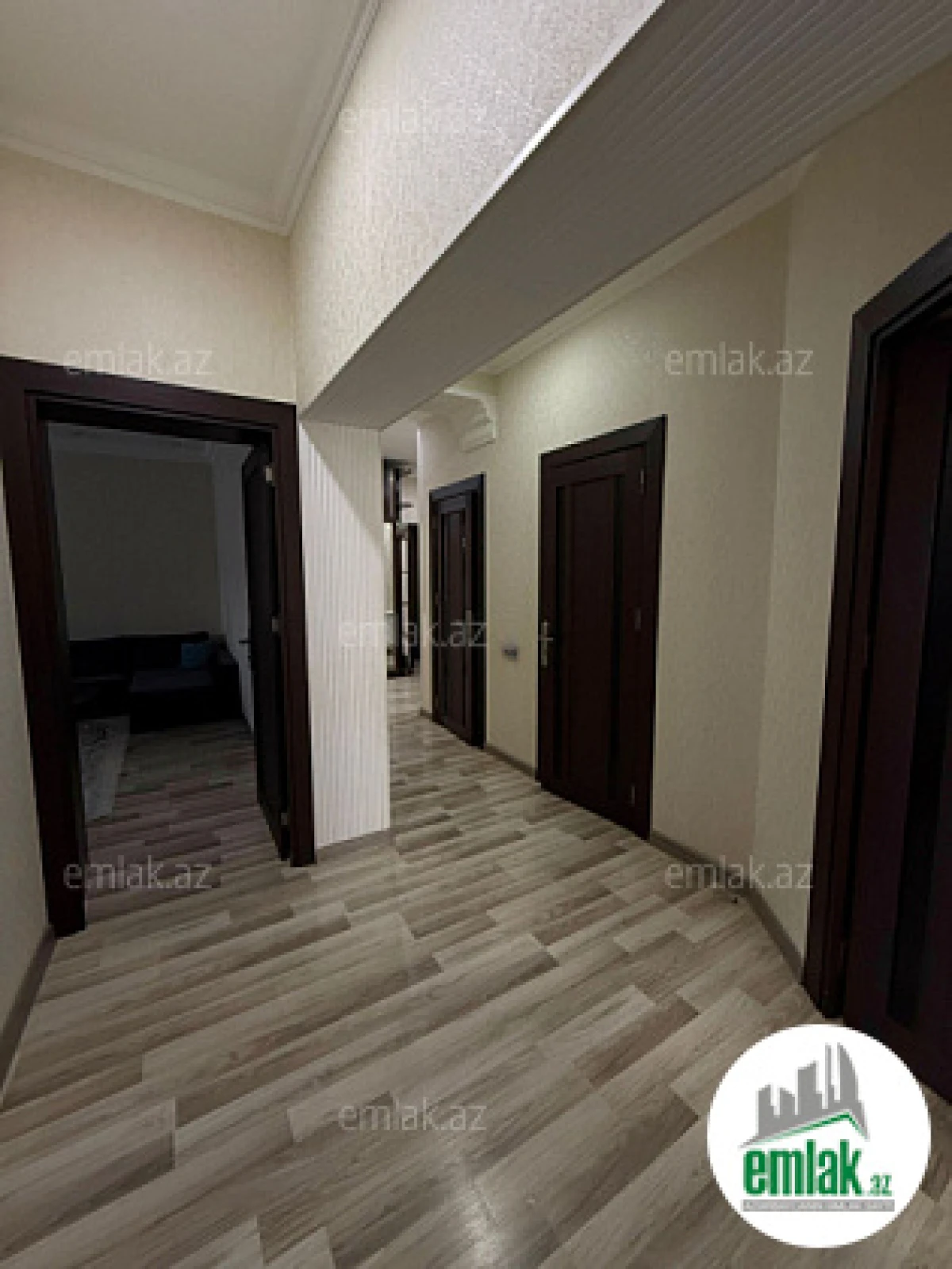 Satılır 3 otaqlı yeni tikili 105 m²