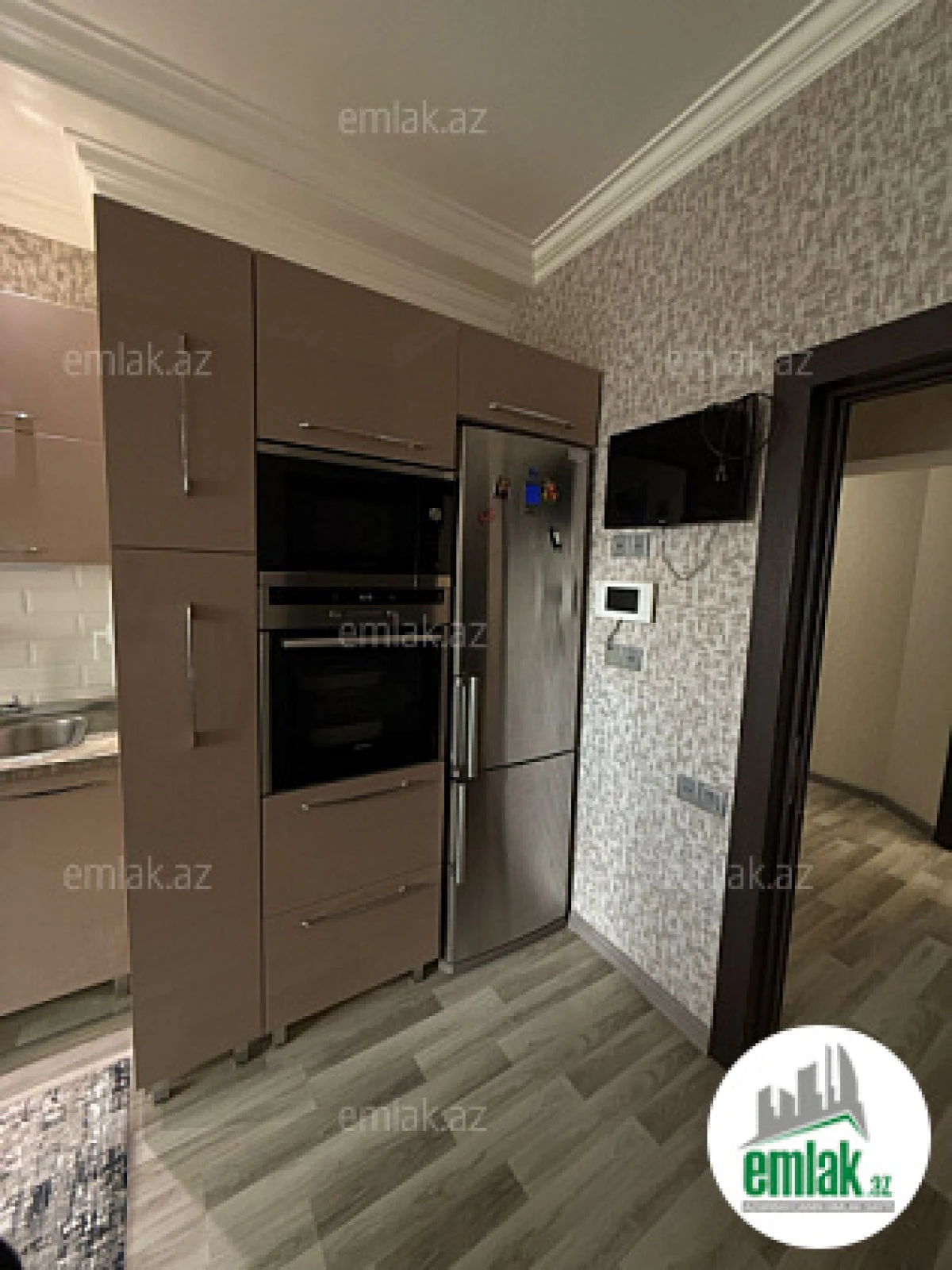 Satılır 3 otaqlı yeni tikili 105 m²