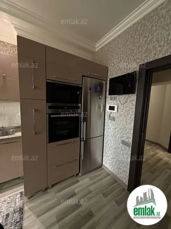 Satılır 3 otaqlı yeni tikili 105 m²