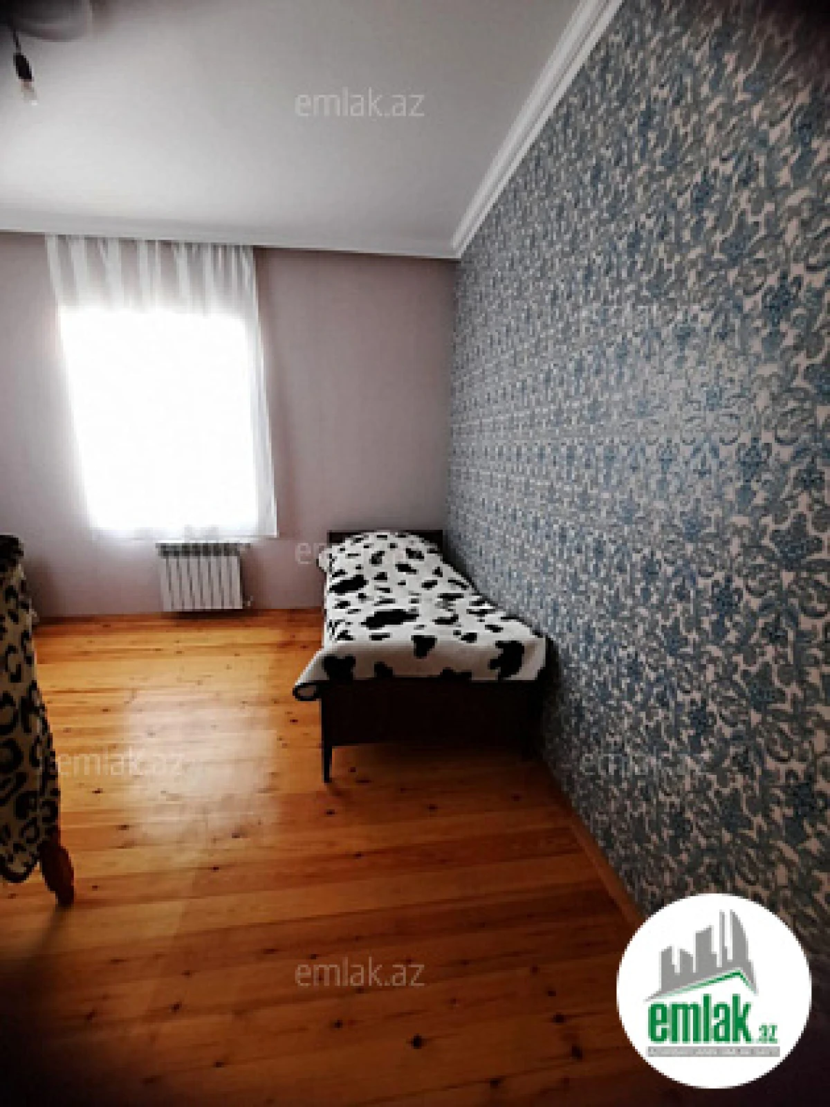 Satılır 5 otaqlı həyət evi 200 m²