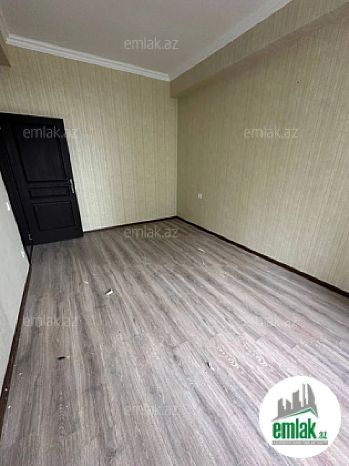 Satılır 3 otaqlı yeni tikili 77 m²