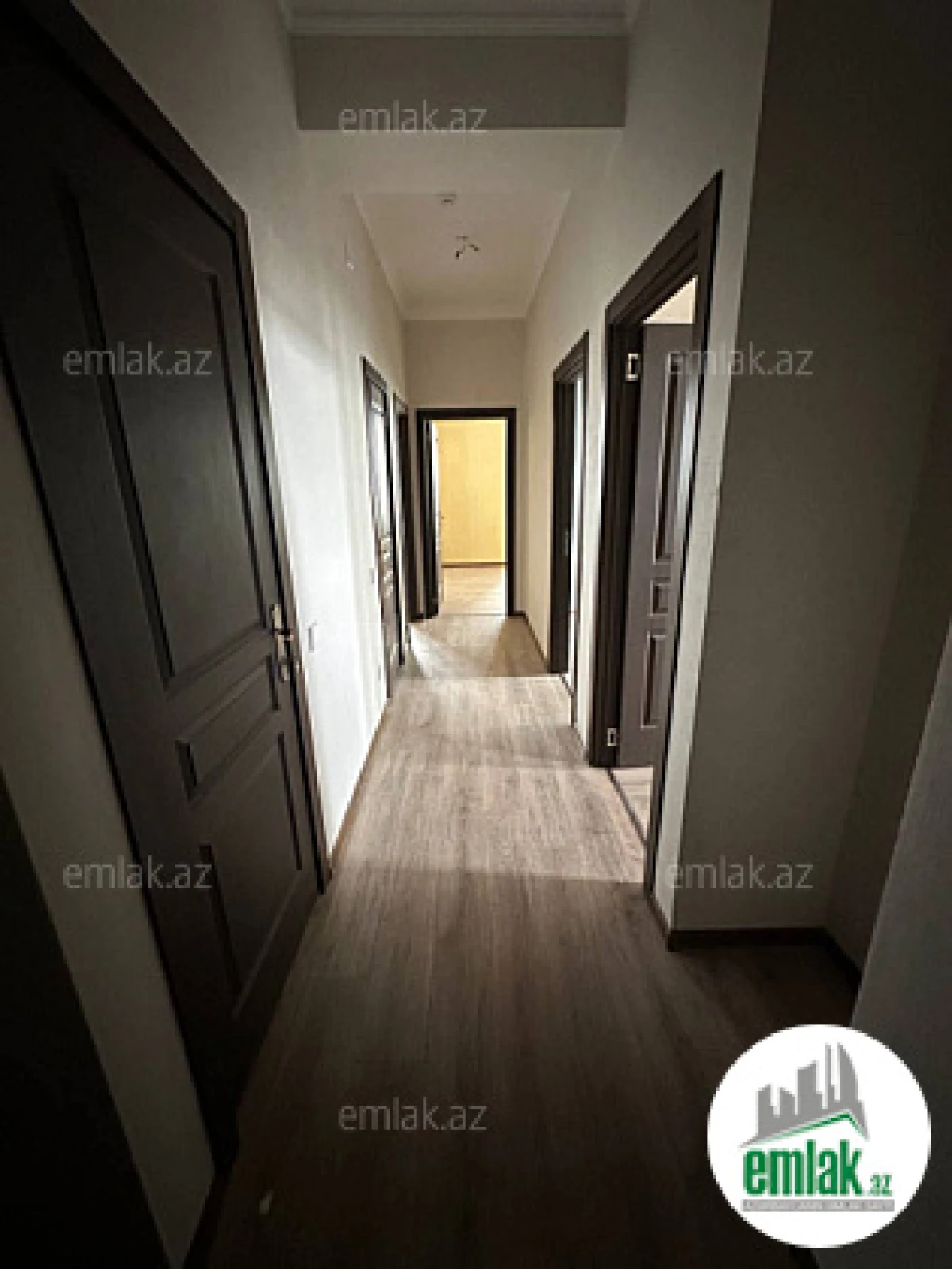 Satılır 3 otaqlı yeni tikili 77 m²