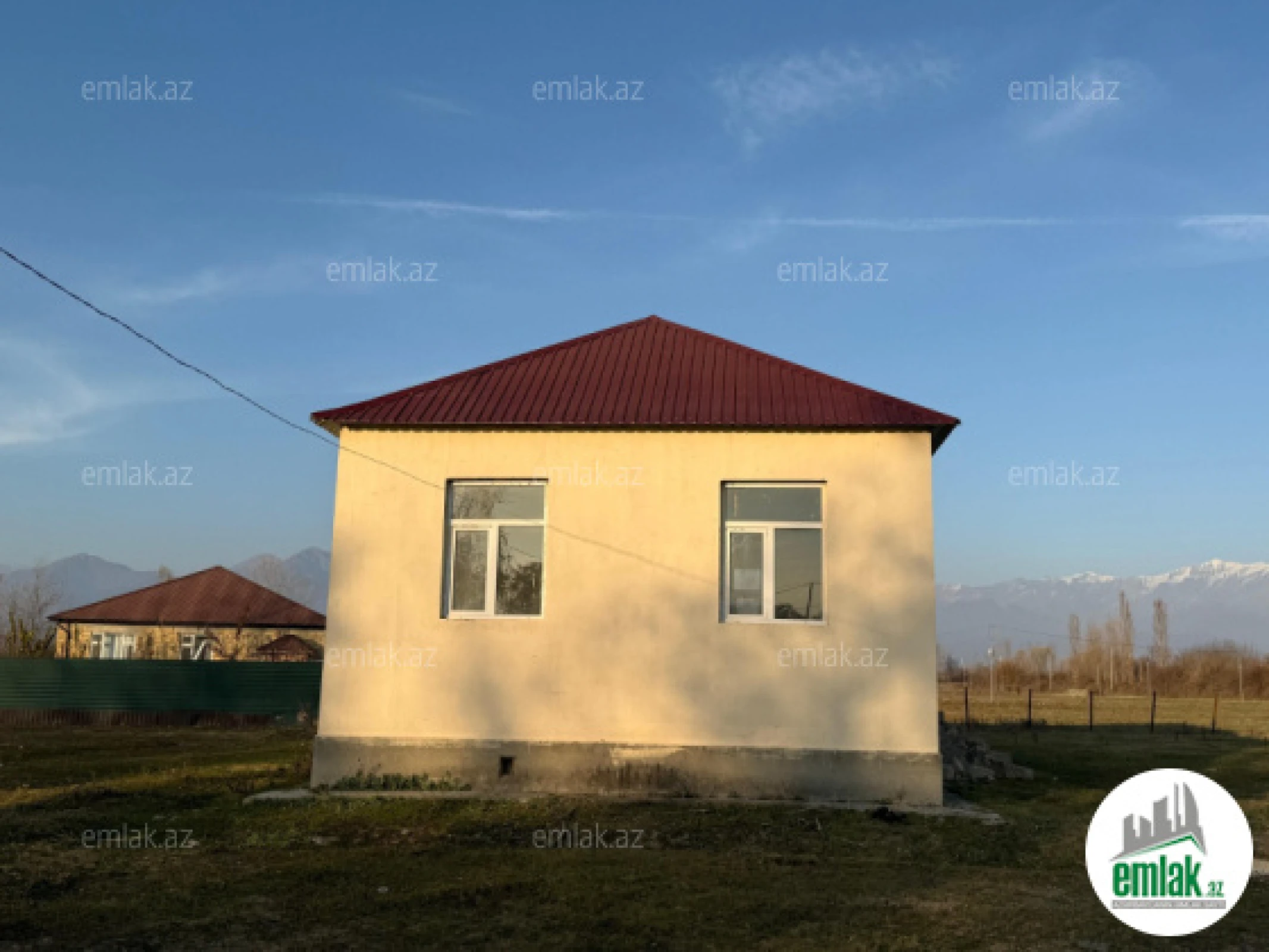 Satılır 3 otaqlı mənzil 47.4 m²