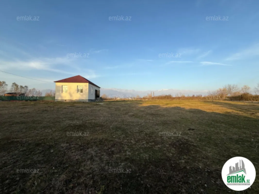 Satılır 3 otaqlı mənzil 47.4 m²