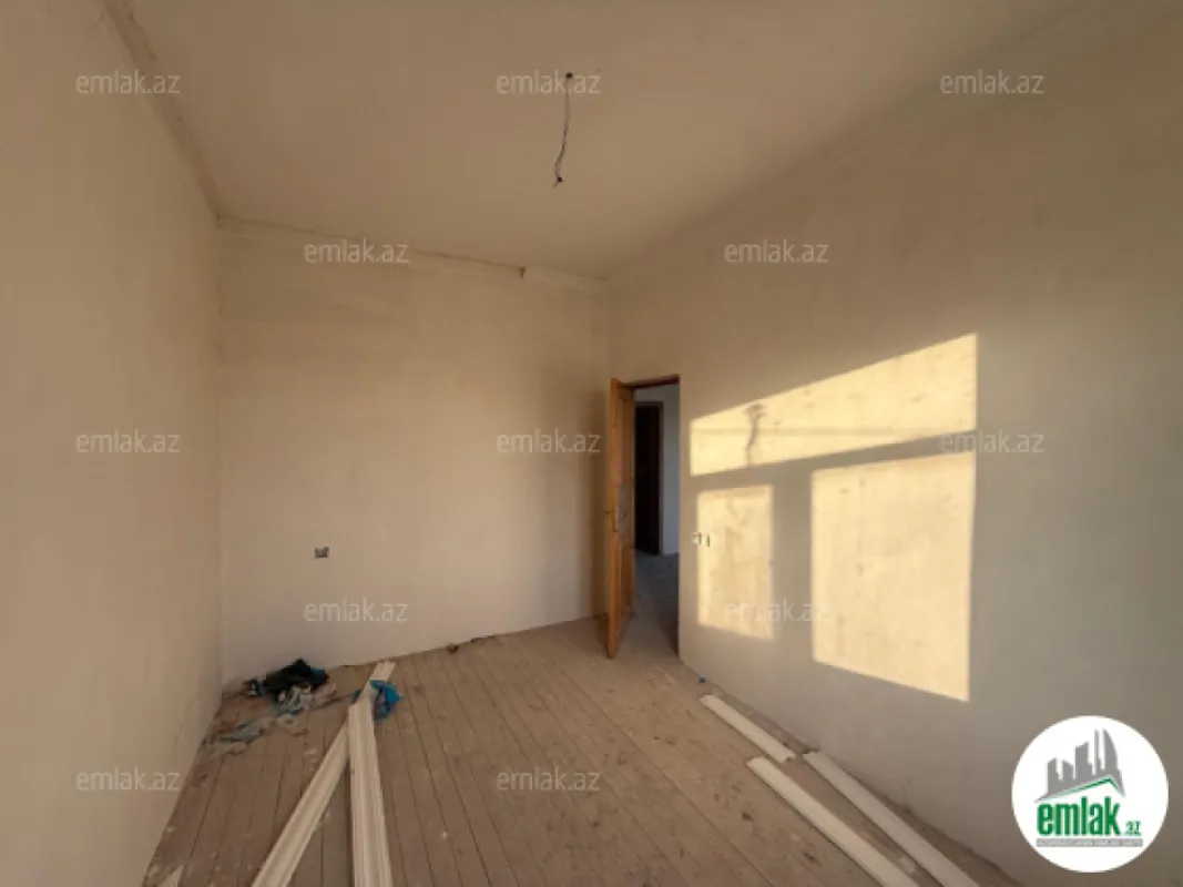 Satılır 3 otaqlı mənzil 47.4 m²
