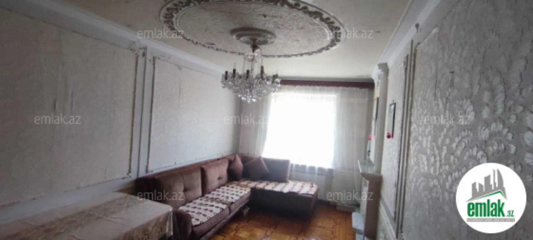 Satılır 4 otaqlı köhnə tikili 120 m²