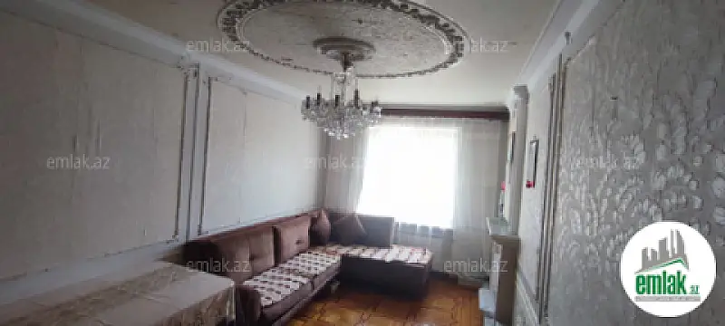 Satılır 4 otaqlı köhnə tikili 120 m² — Bakı 4 otaq 120.00 m²
