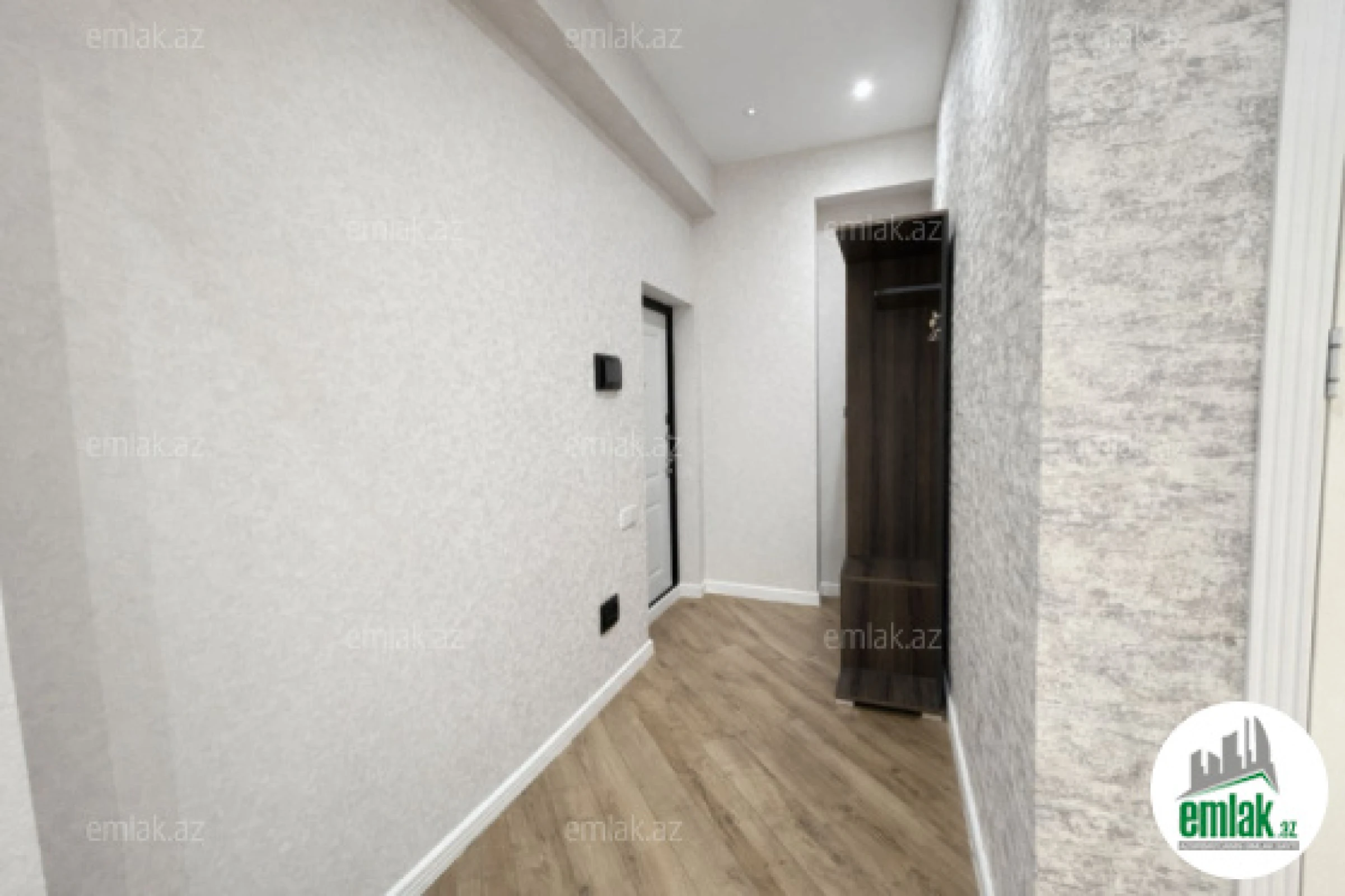 Satılır 3 otaqlı yeni tikili 85 m²