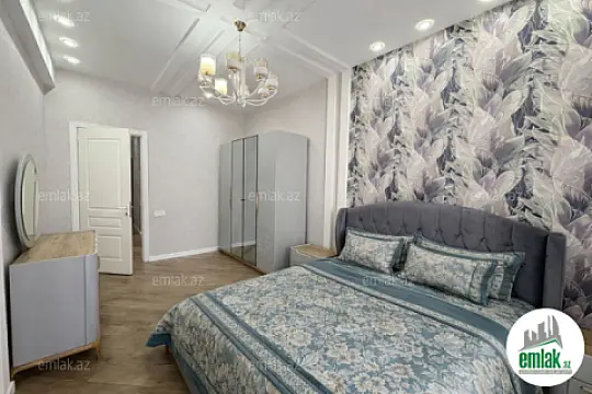 Satılır 3 otaqlı yeni tikili 85 m²