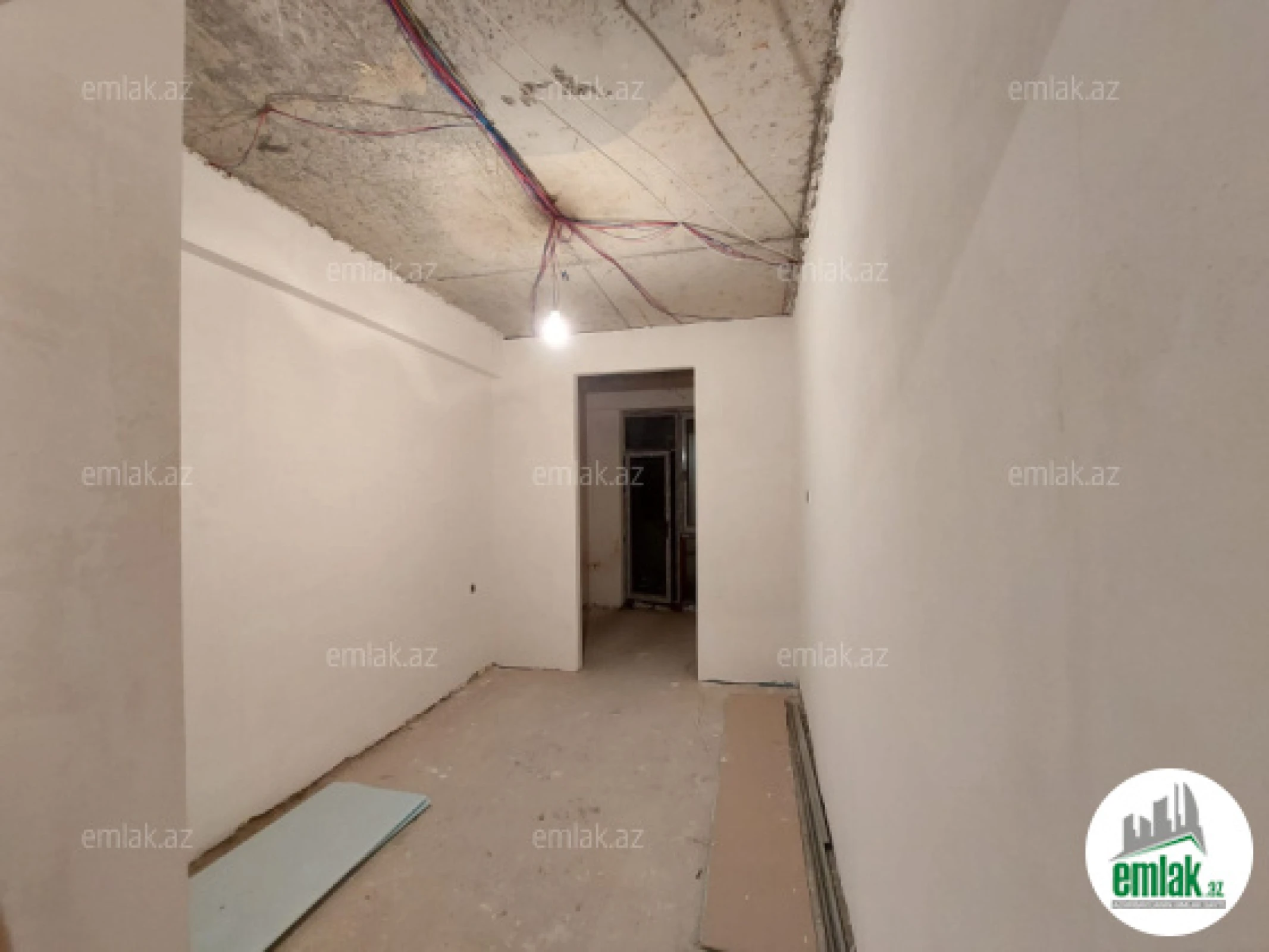 Satılır 2 otaqlı yeni tikili 60.6 m²