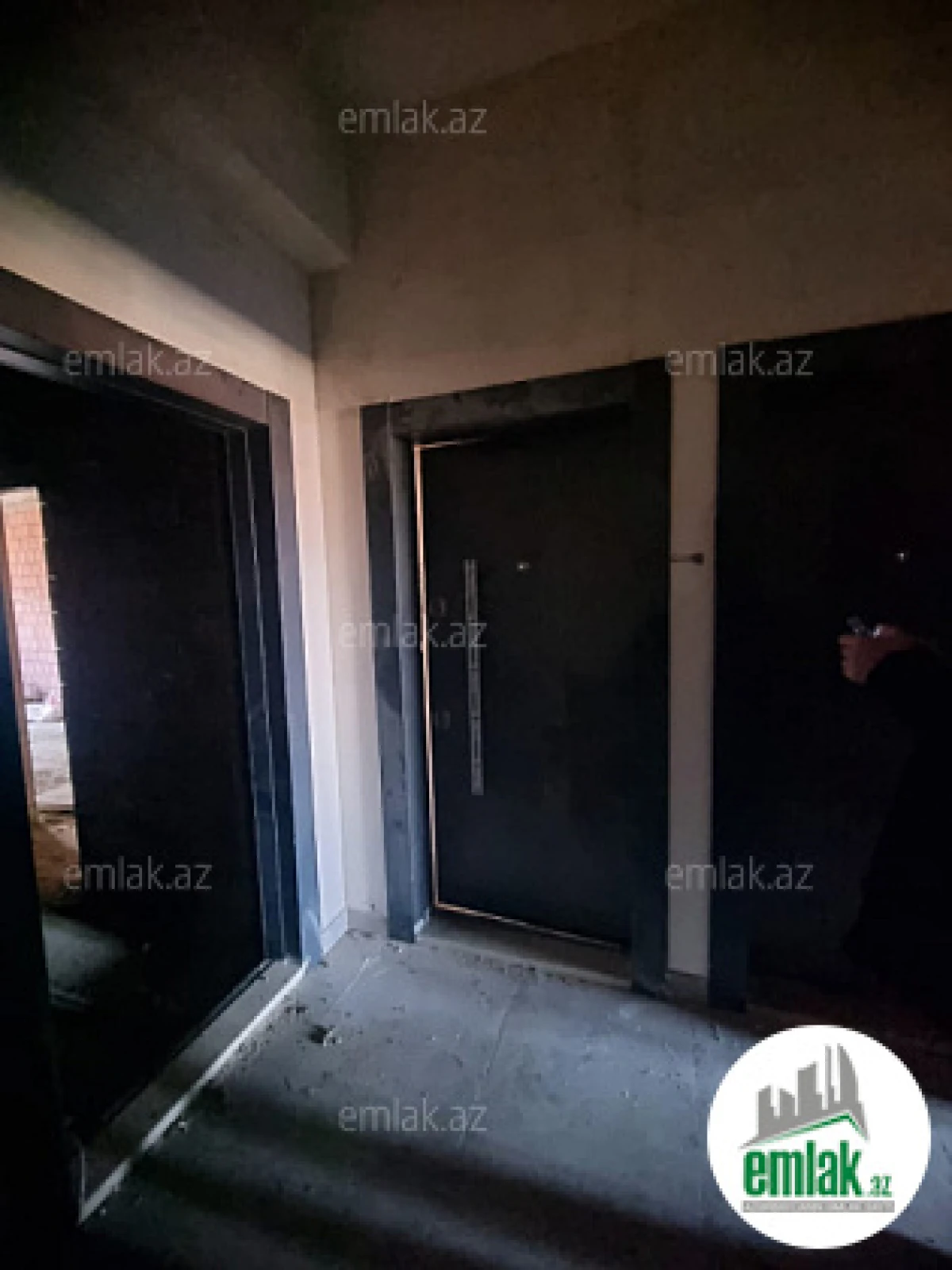 Satılır 3 otaqlı yeni tikili 155 m²