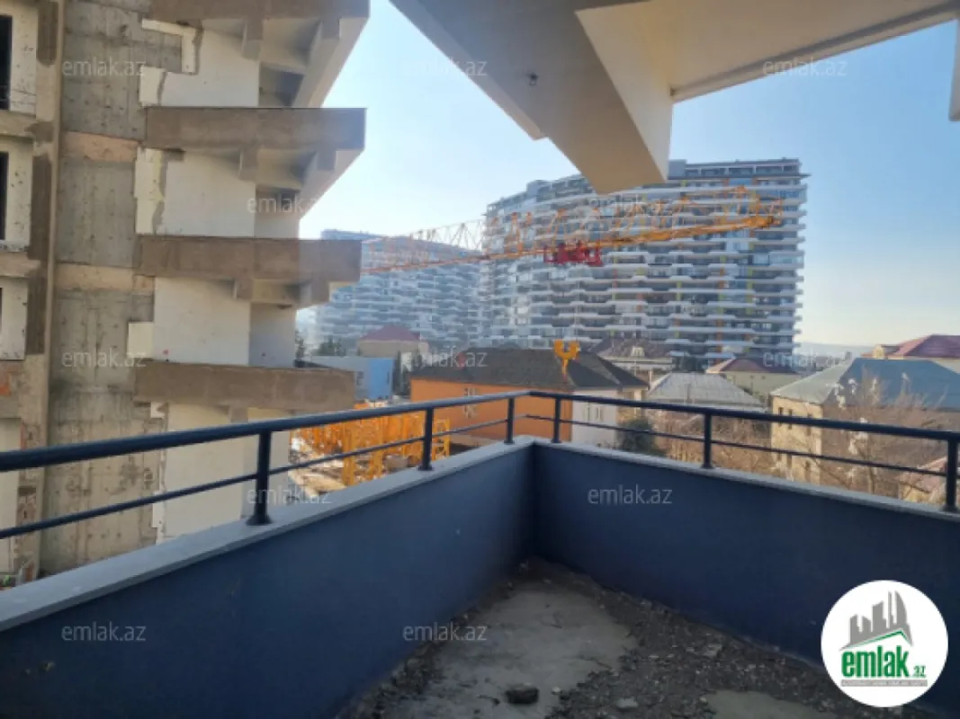 Satılır 3 otaqlı yeni tikili 155 m²