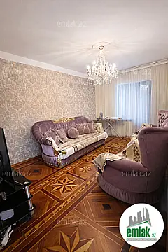 Satılır 4 otaqlı köhnə tikili 110 m²