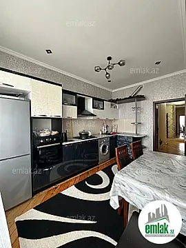 Satılır 3 otaqlı yeni tikili 105 m²