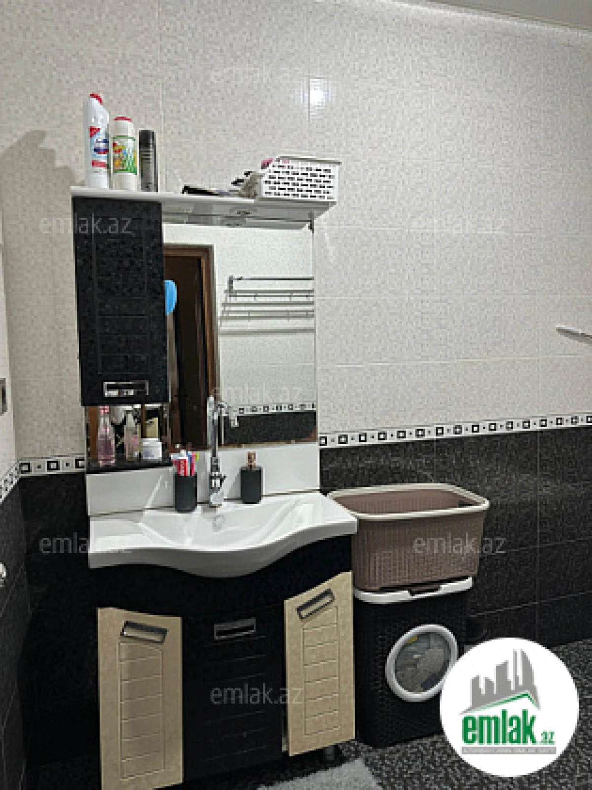 Satılır 3 otaqlı yeni tikili 105 m²