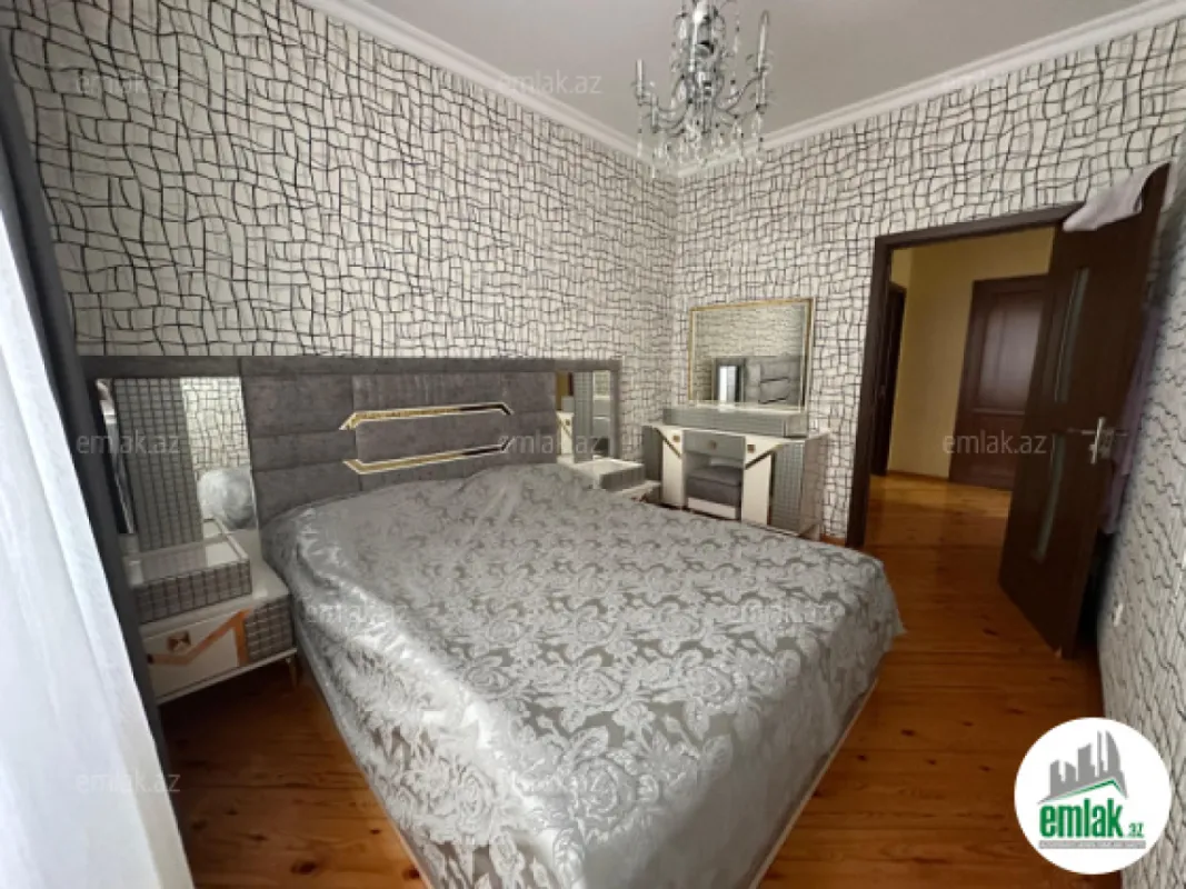 Satılır 3 otaqlı yeni tikili 105 m²