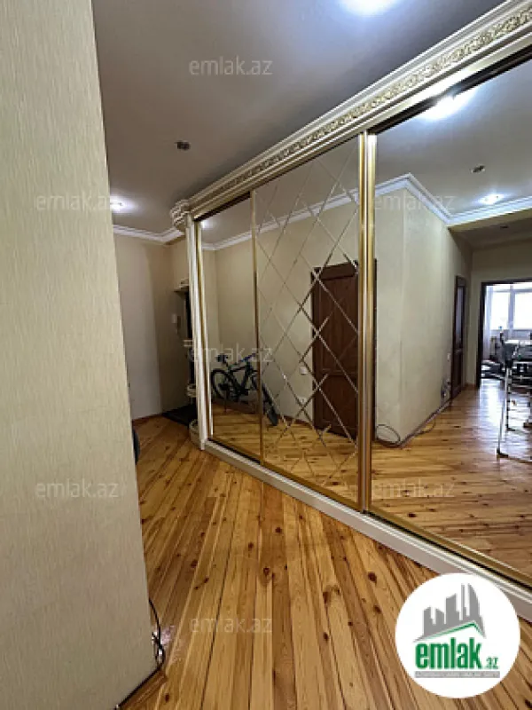 Satılır 3 otaqlı yeni tikili 105 m²