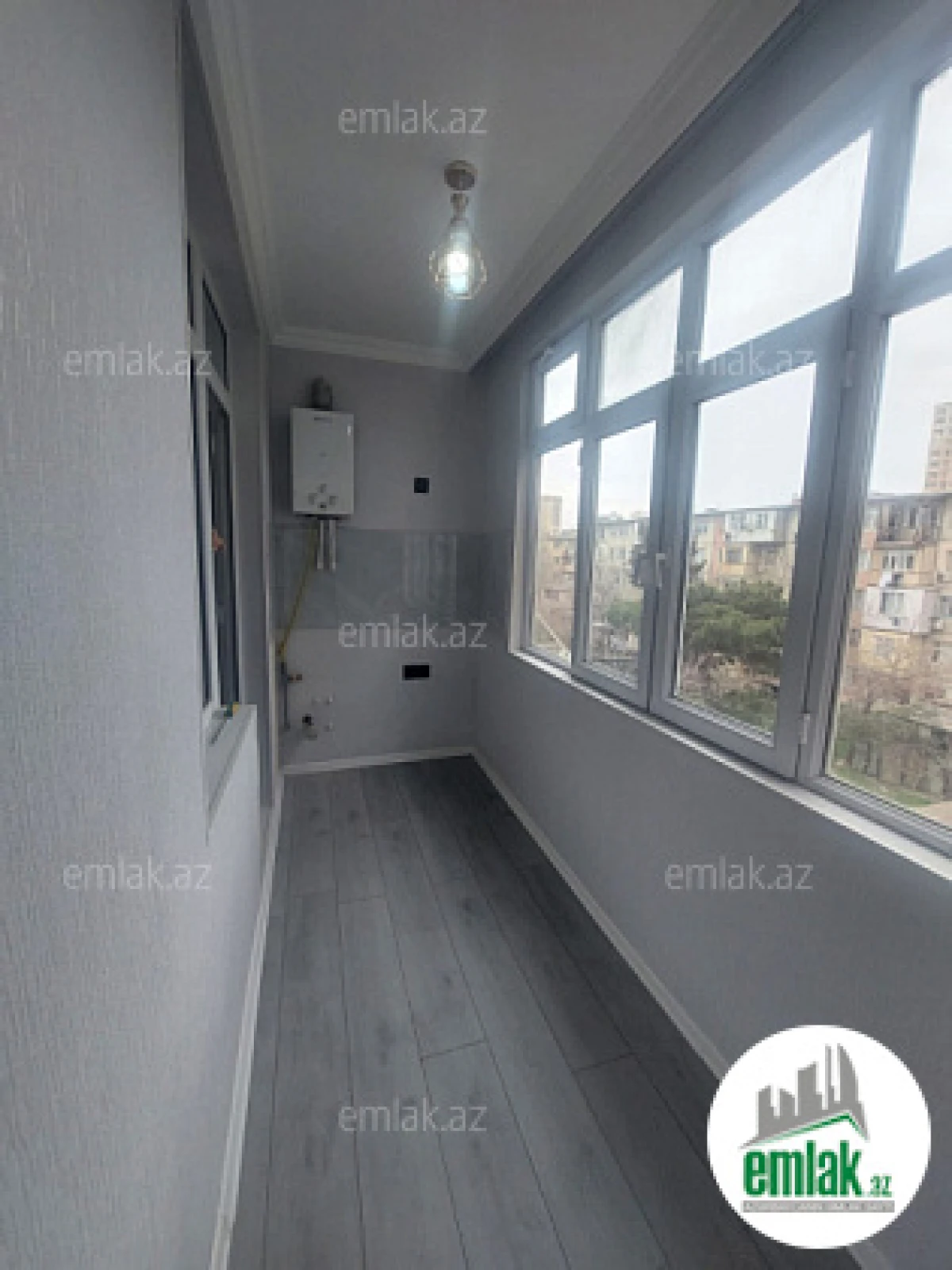 Satılır 3 otaqlı köhnə tikili 60 m²