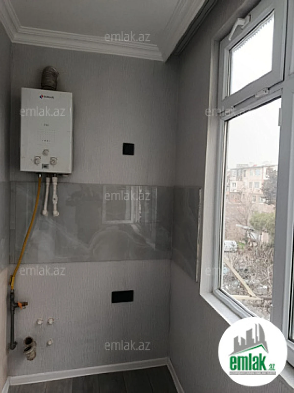 Satılır 3 otaqlı köhnə tikili 60 m²