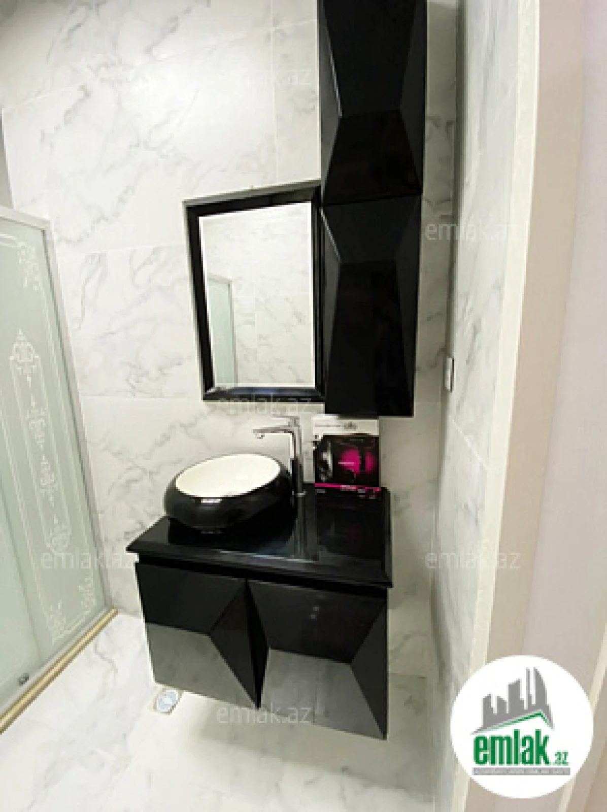 Satılır 3 otaqlı yeni tikili 103 m²