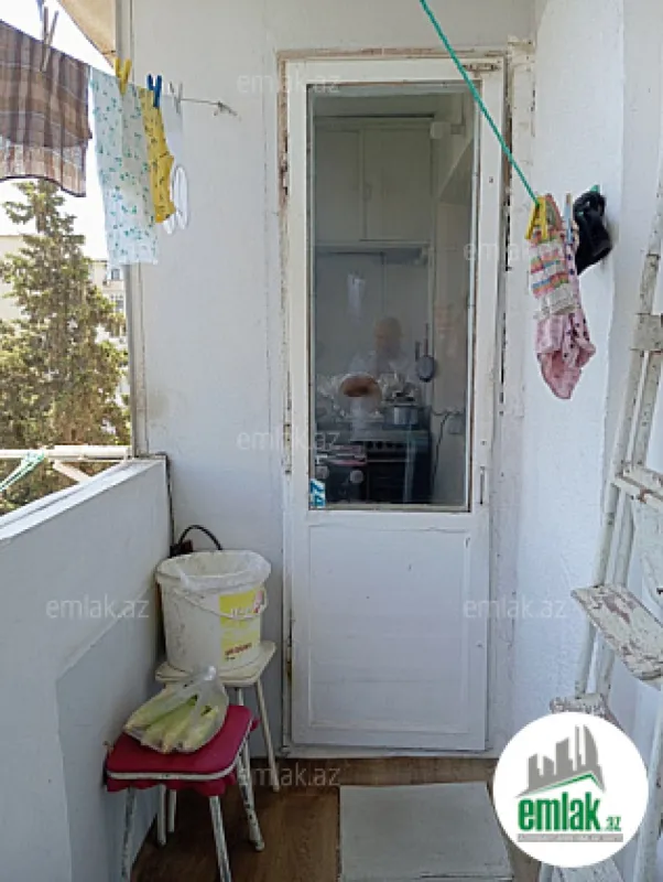 Satılır 3 otaqlı köhnə tikili 85 m²