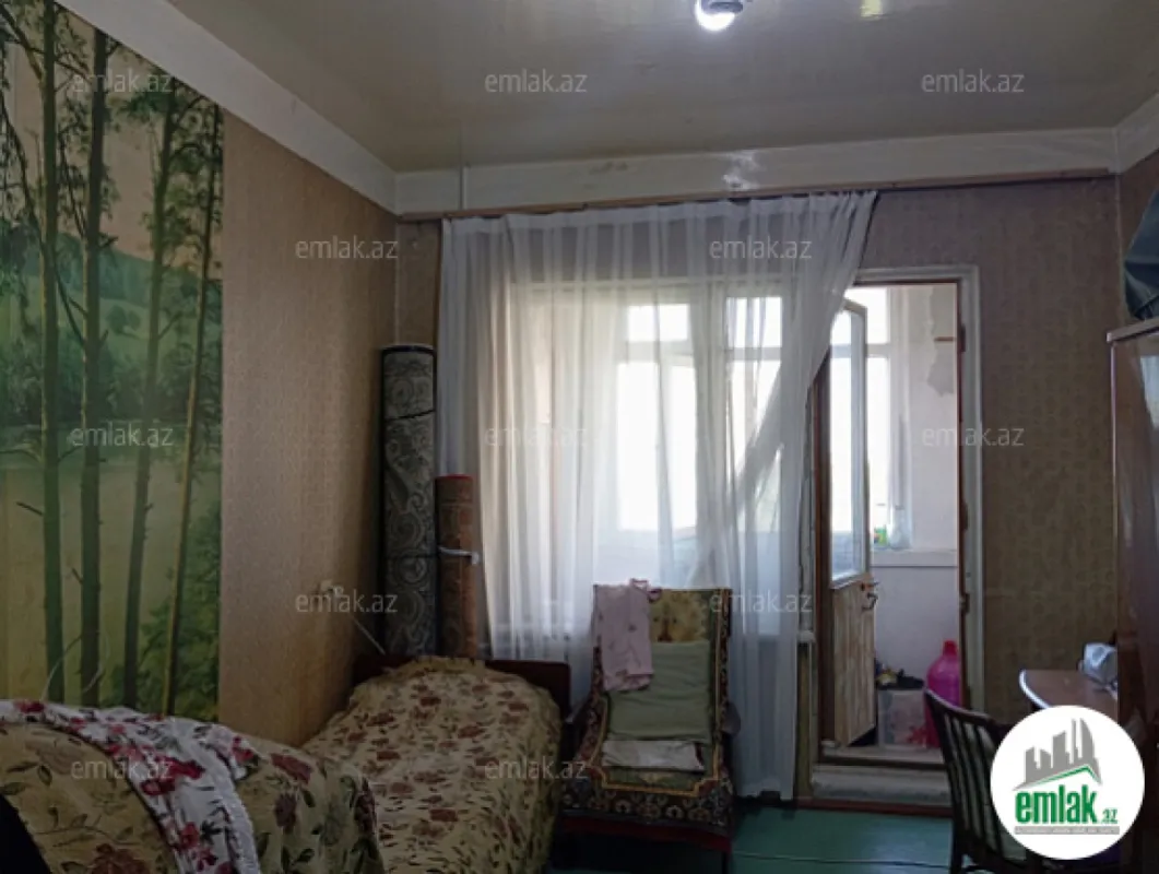 Satılır 3 otaqlı köhnə tikili 85 m²