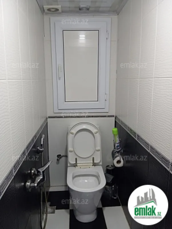 Satılır 3 otaqlı köhnə tikili 85 m²
