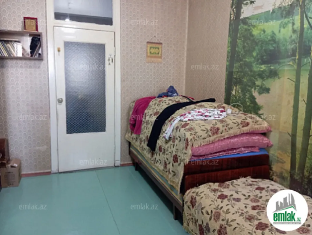 Satılır 3 otaqlı köhnə tikili 85 m²