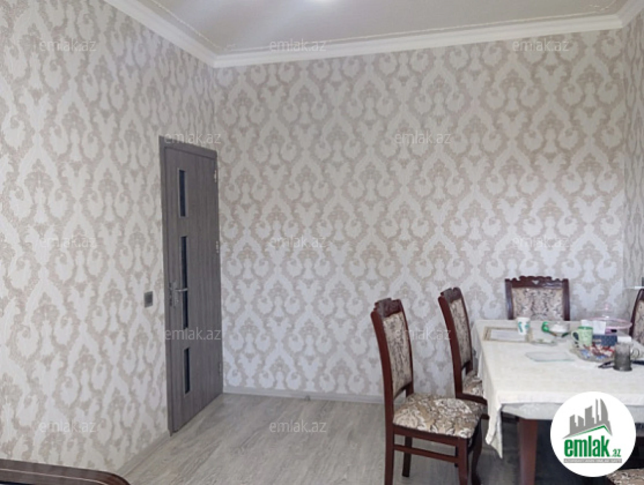 Satılır 3 otaqlı köhnə tikili 85 m²