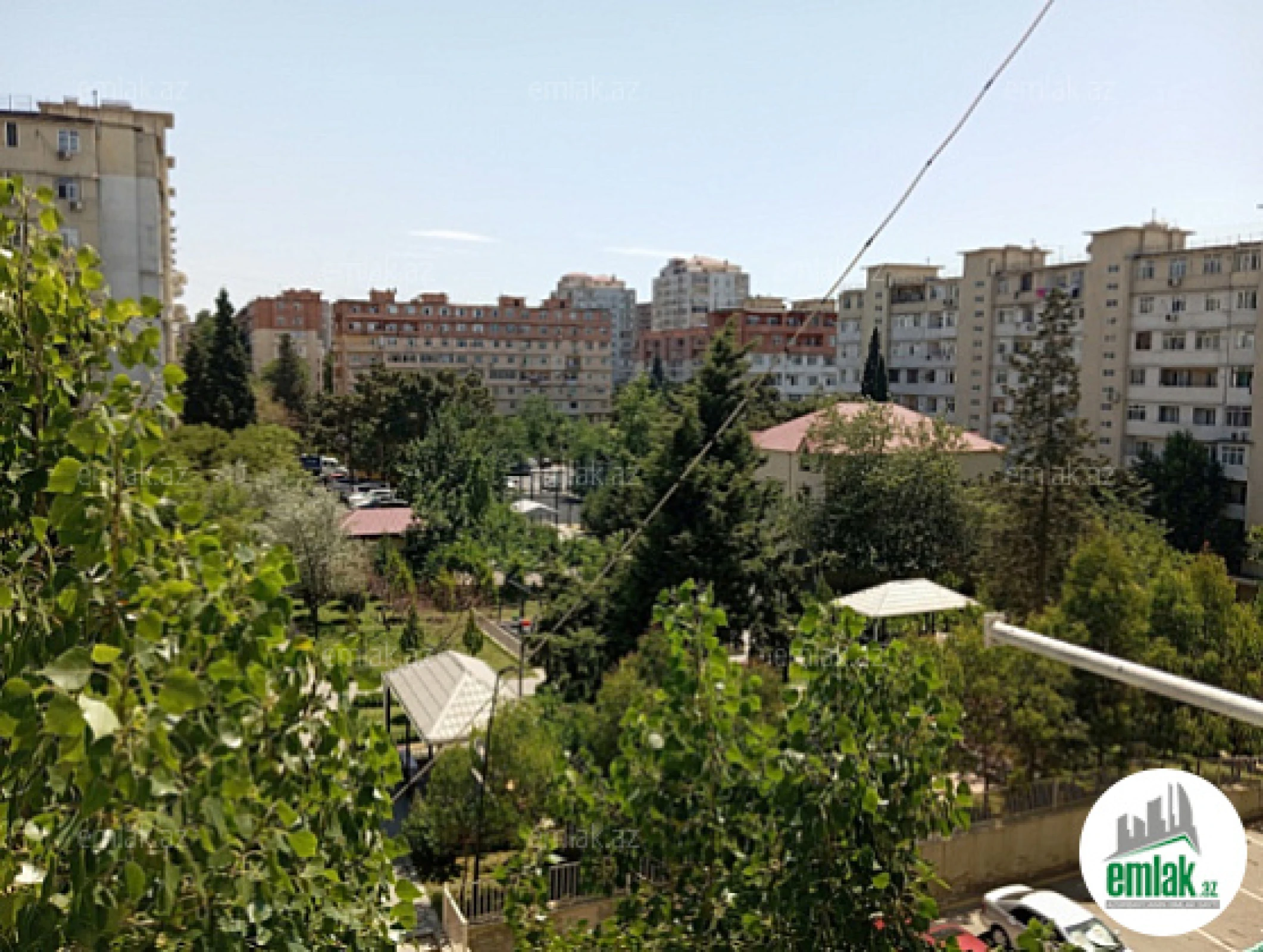 Satılır 3 otaqlı köhnə tikili 85 m²