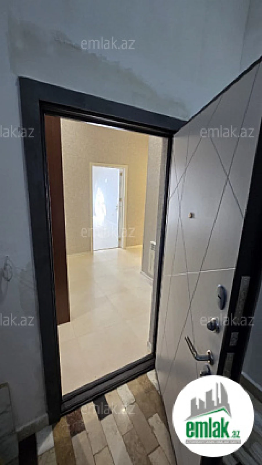 Satılır 2 otaqlı yeni tikili 70 m²